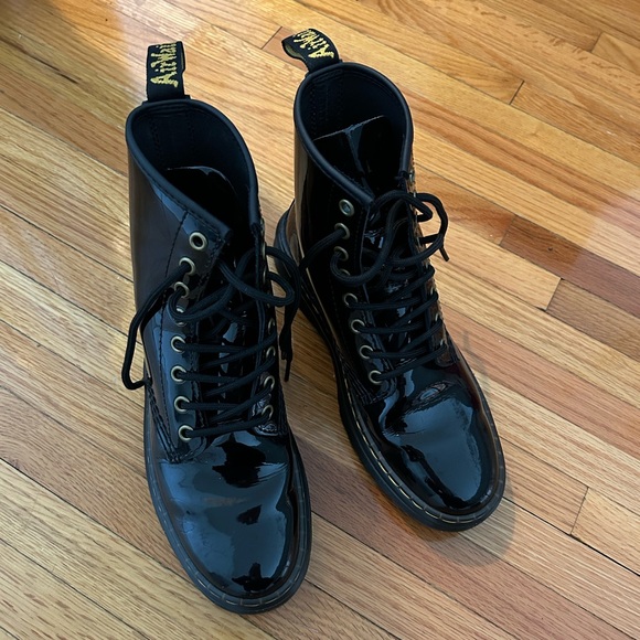 Dr. Martens Shoes - Dr. Martens Boots